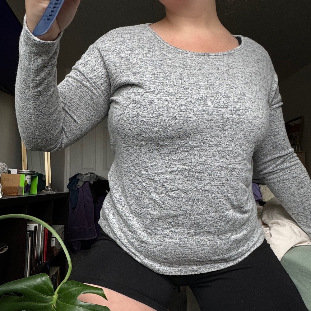 Open-back Garage Sweater XL